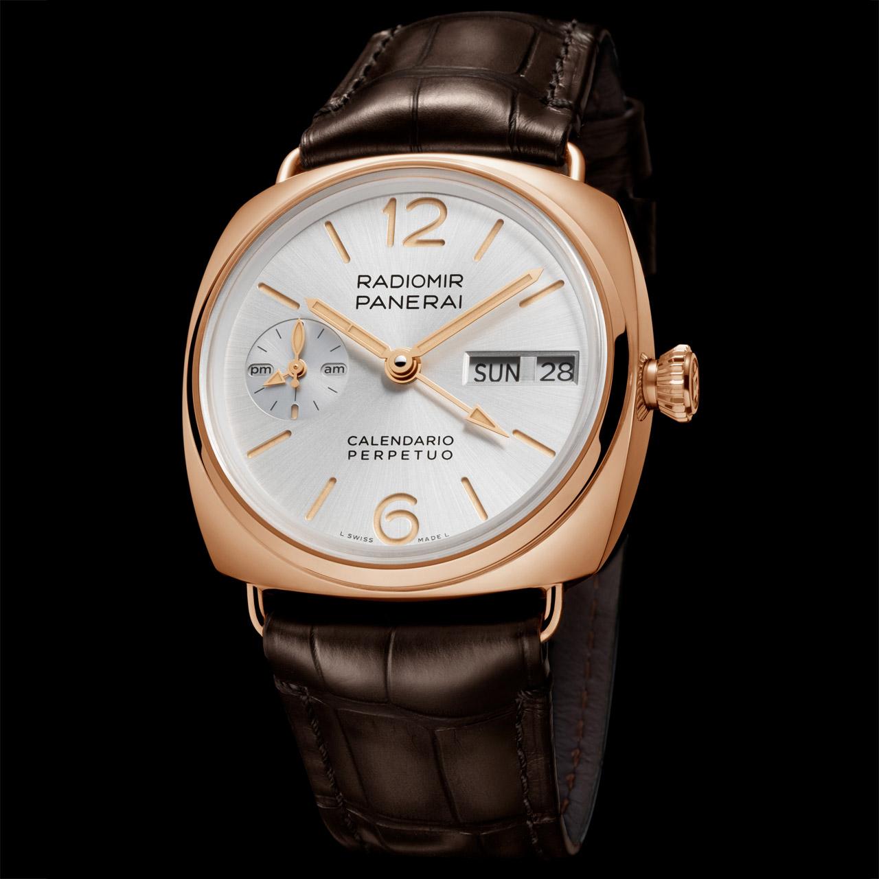 Panerai Radiomir Perpetual Calendar GMT Goldtech ref. PAM01453 side