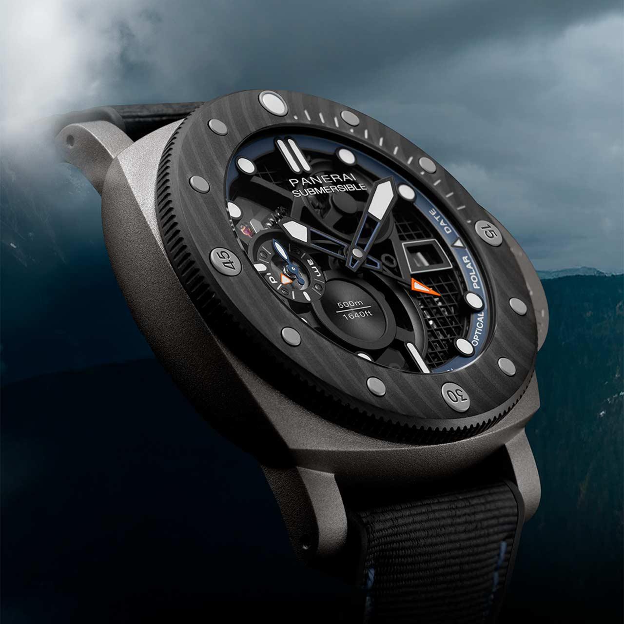 Panerai Submersible GMT Titanio Mike Horn Experience Edition ref. PAM01670 side