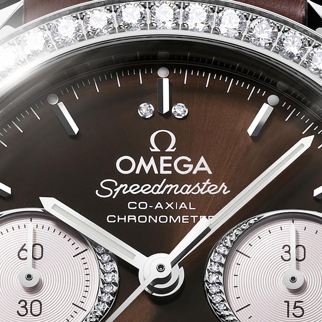 Omega Speedmaster 38 Diamond version dial