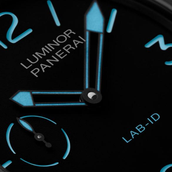 Panerai Lab-ID Luminor 1950 Carbotech 3 Days dial detail