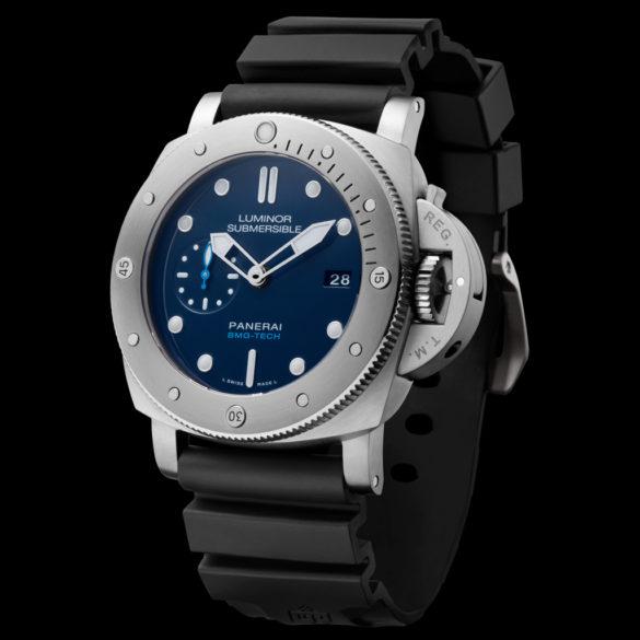 Panerai Luminor Submersible 1950 BMG-TECH 3 Days Automatic front side