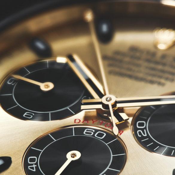 Rolex Cosmograph Daytona Oysterflex 2017 Gold dial detail