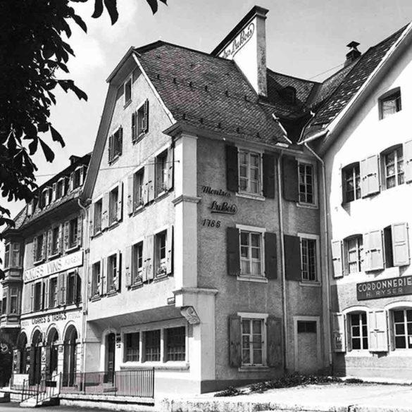 History of Dubois et Fils house of founder