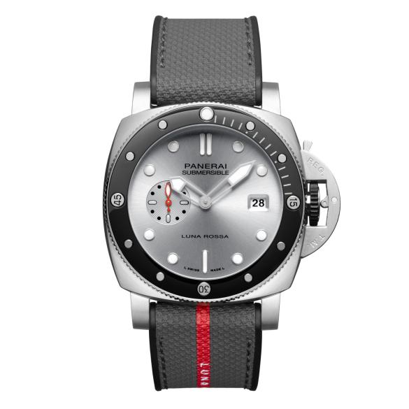 Panerai Submersible QuarantaQuattro Luna Rossa Tribute 37th American's Cup ref. PAM01681